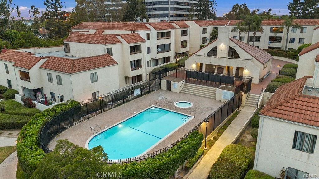 Townsquare - Residential