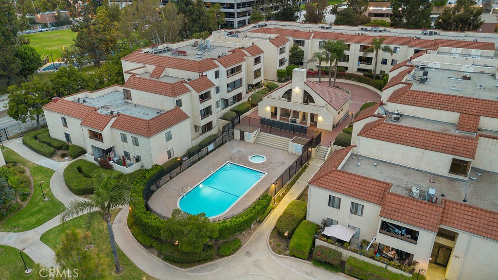Townsquare - Residential