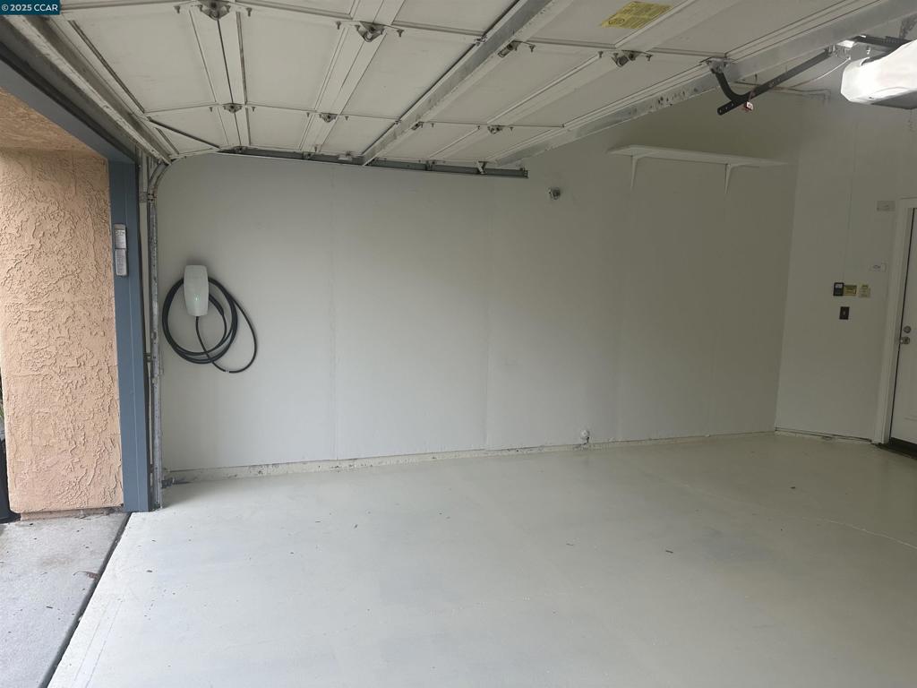 ECHO RIDGE - Residential Lease