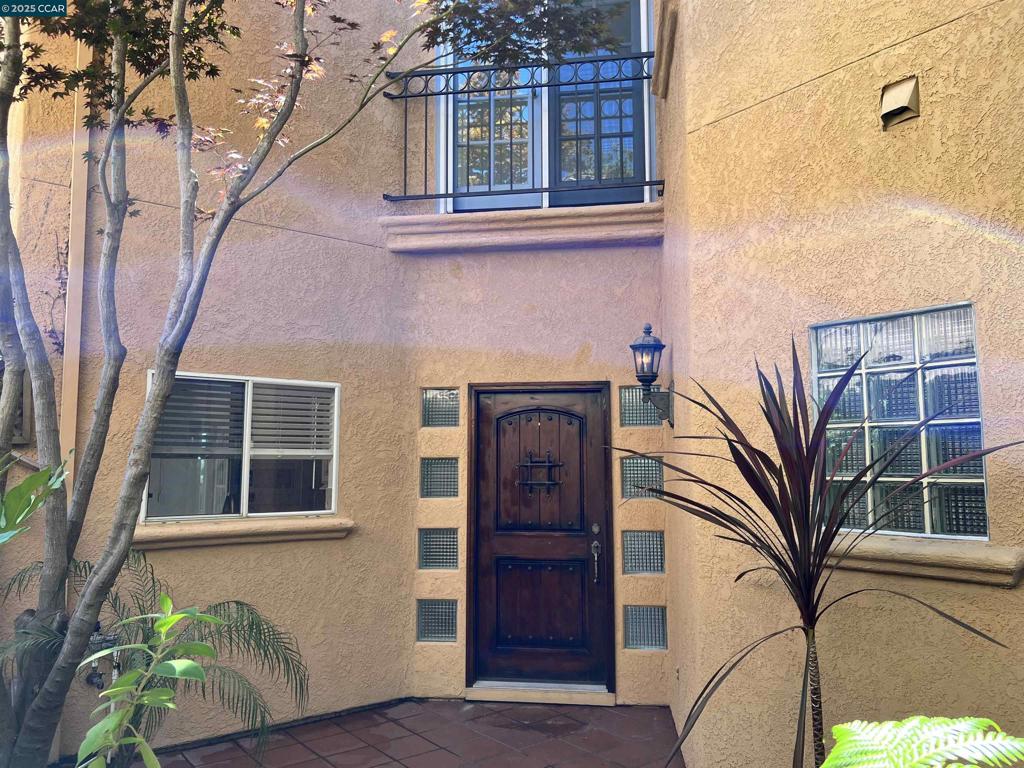 ECHO RIDGE - Residential Lease