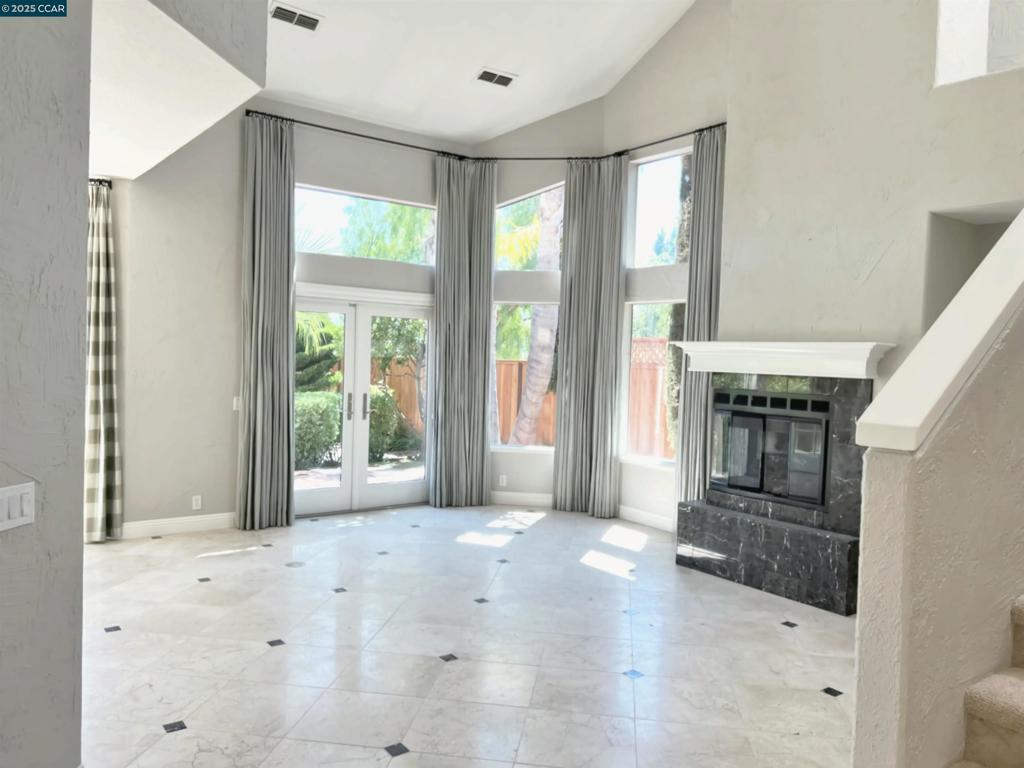 ECHO RIDGE - Residential Lease