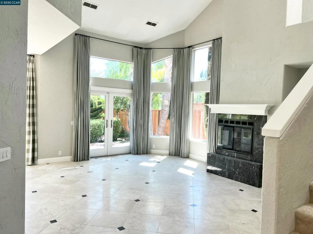 ECHO RIDGE - Residential Lease