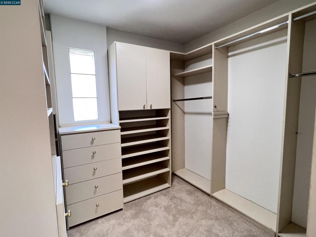 ECHO RIDGE - Residential Lease