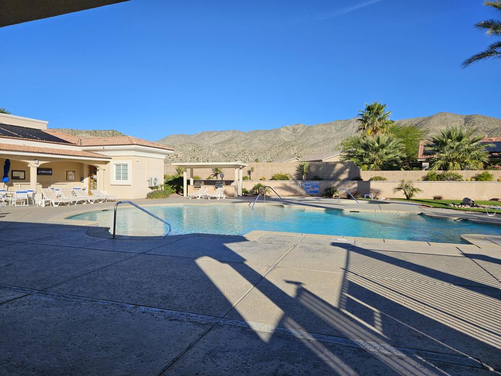 Paradise Springs - Land