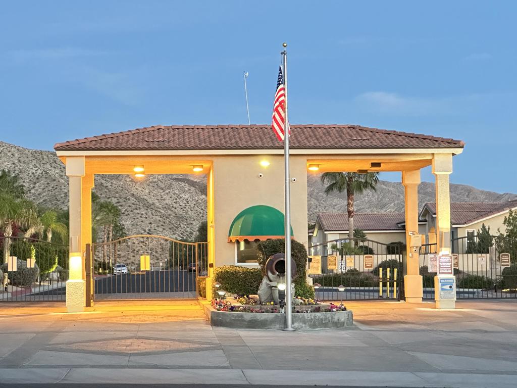 Paradise Springs - Land