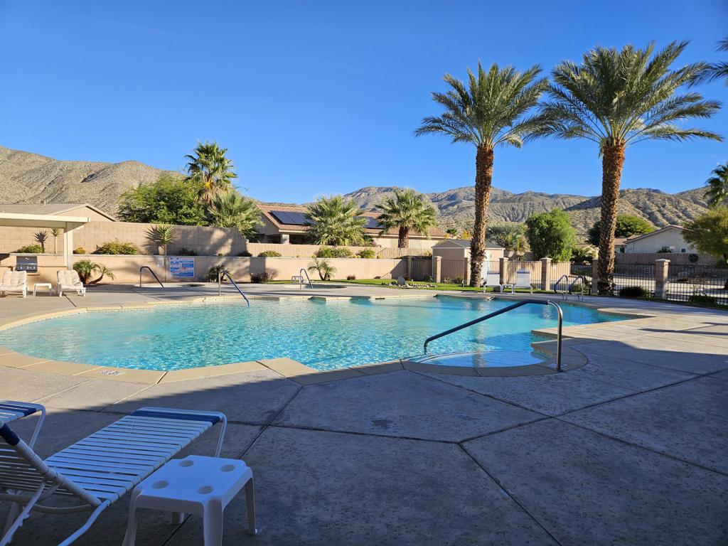 Paradise Springs - Land