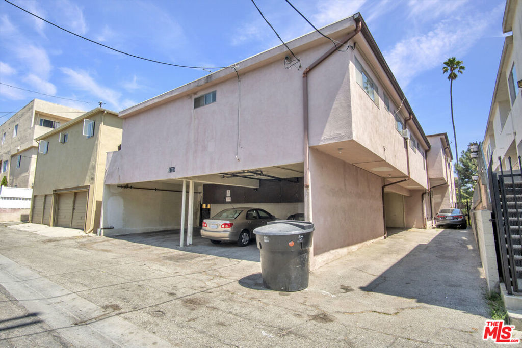1118 9th Street