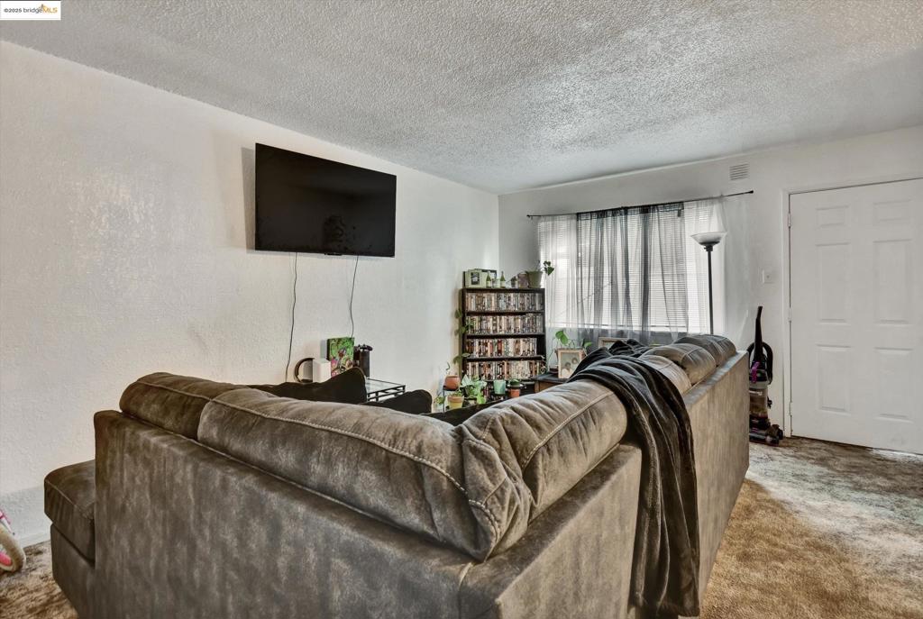 HEGINBERGER - Residential Income