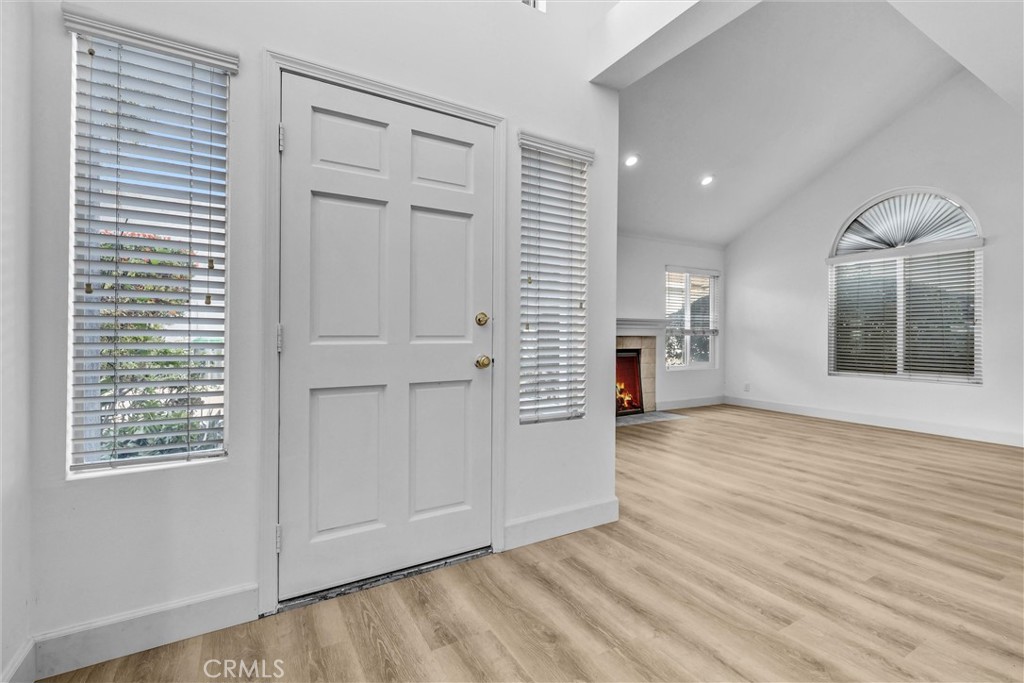 2626 Santa Ana Avenue