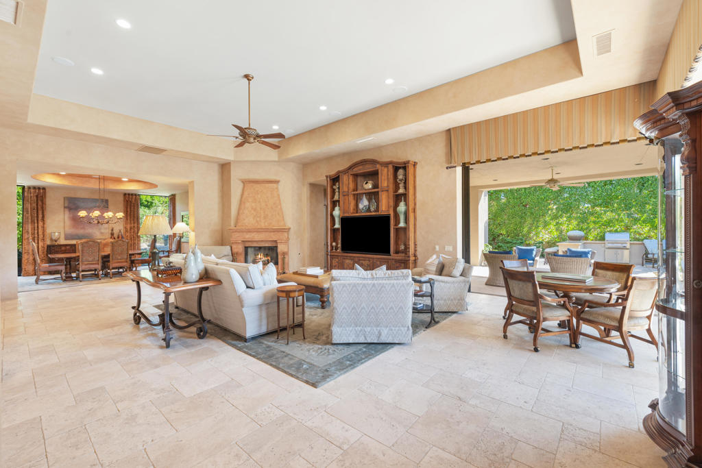 Indian Wells C.C. - Residential