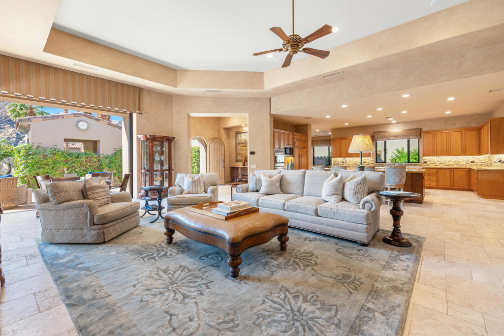 Indian Wells C.C. - Residential