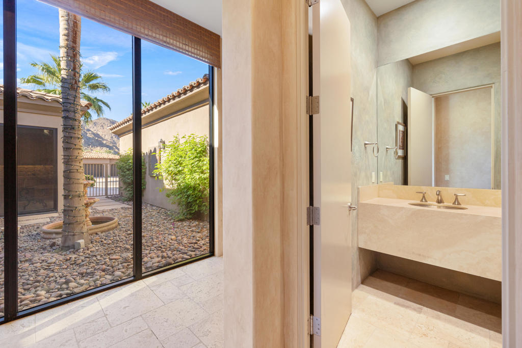 Indian Wells C.C. - Residential