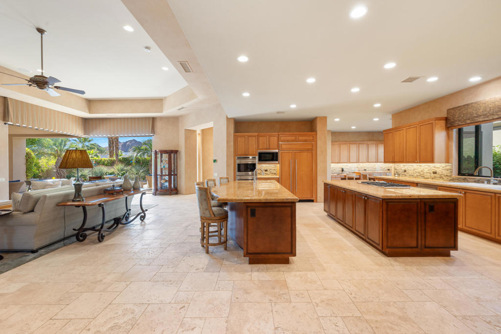 Indian Wells C.C. - Residential