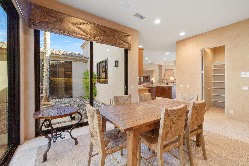 Indian Wells C.C. - Residential