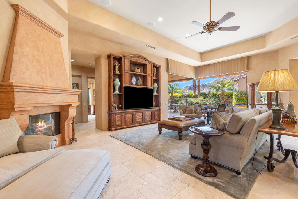 Indian Wells C.C. - Residential