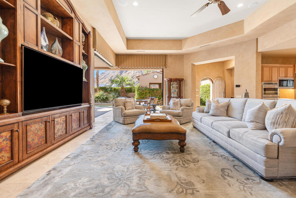 Indian Wells C.C. - Residential
