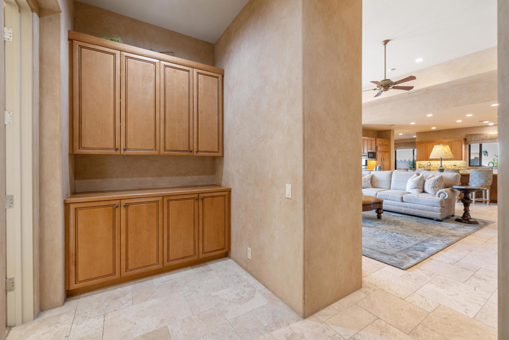 Indian Wells C.C. - Residential
