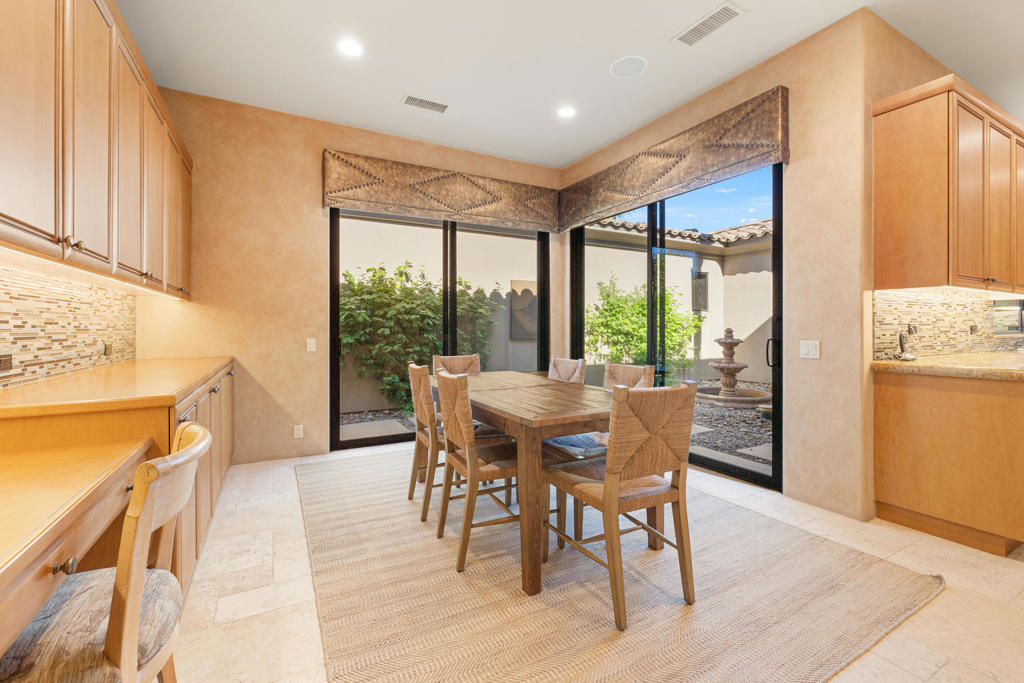 Indian Wells C.C. - Residential