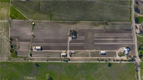 5575 El Pomar Templeton CA 93465