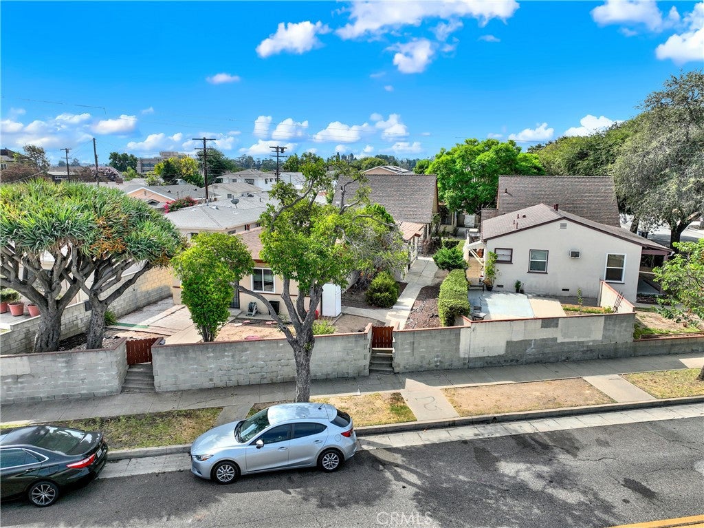 1006 S. Campbell Ave