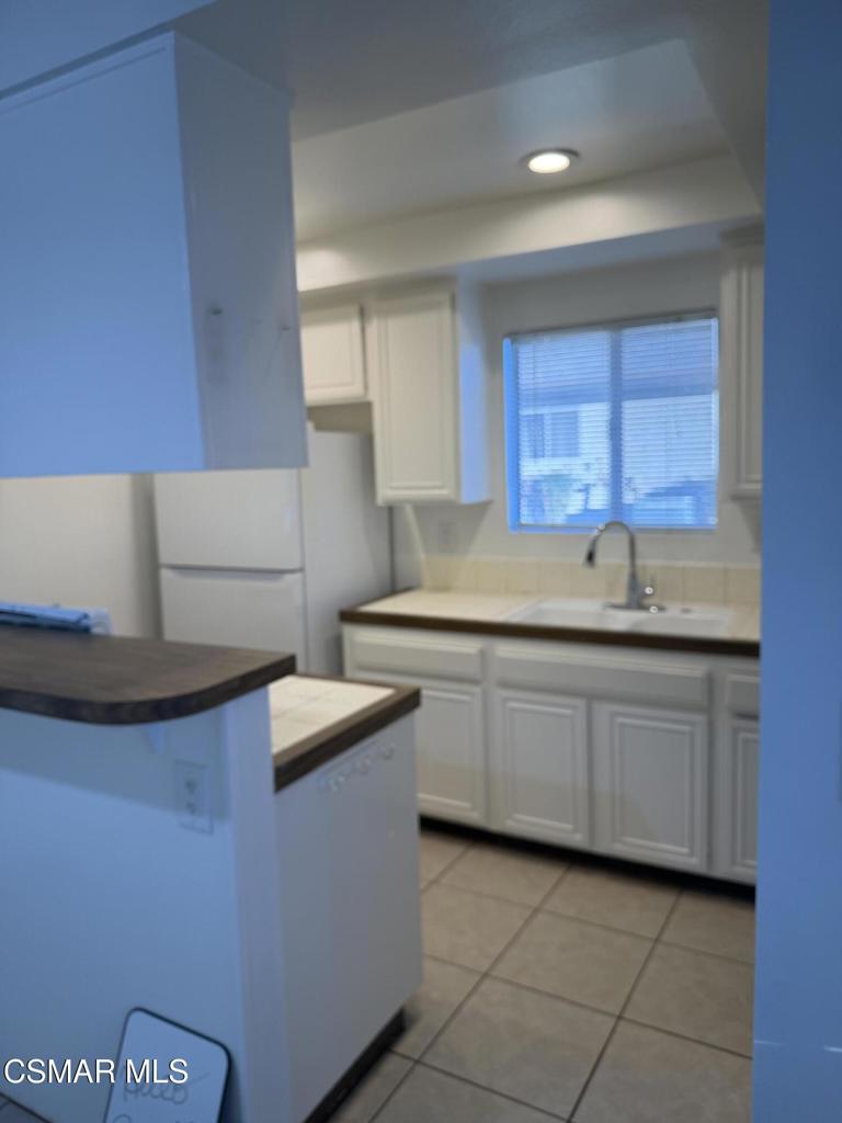 2073 Calle La Sombra 1