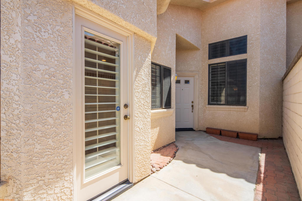 106 Towle Circle