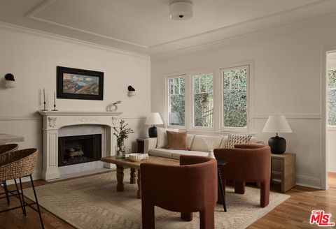 Photo of 943 Venango Avenue, Los Angeles, CA 90029 (MLS # 26640009)