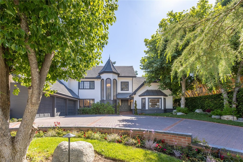 Properties 2 4637 Westchester Drive