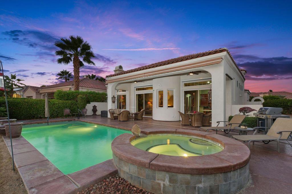 Mira Vista - Residential