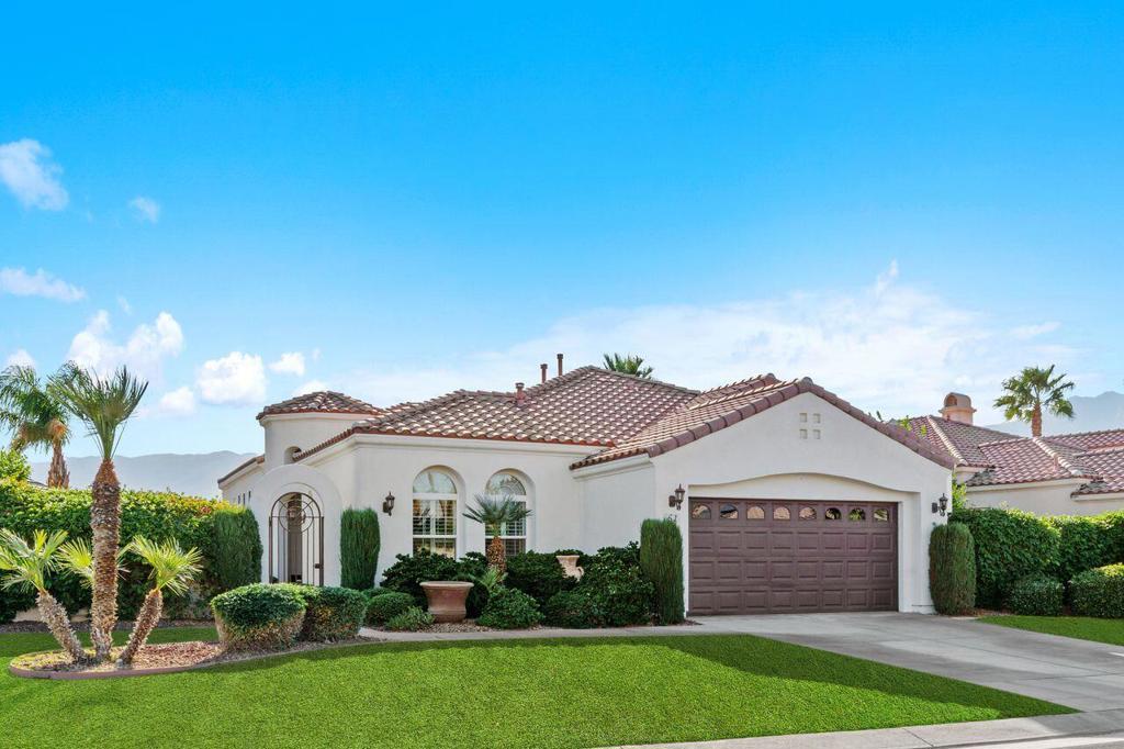 Mira Vista - Residential