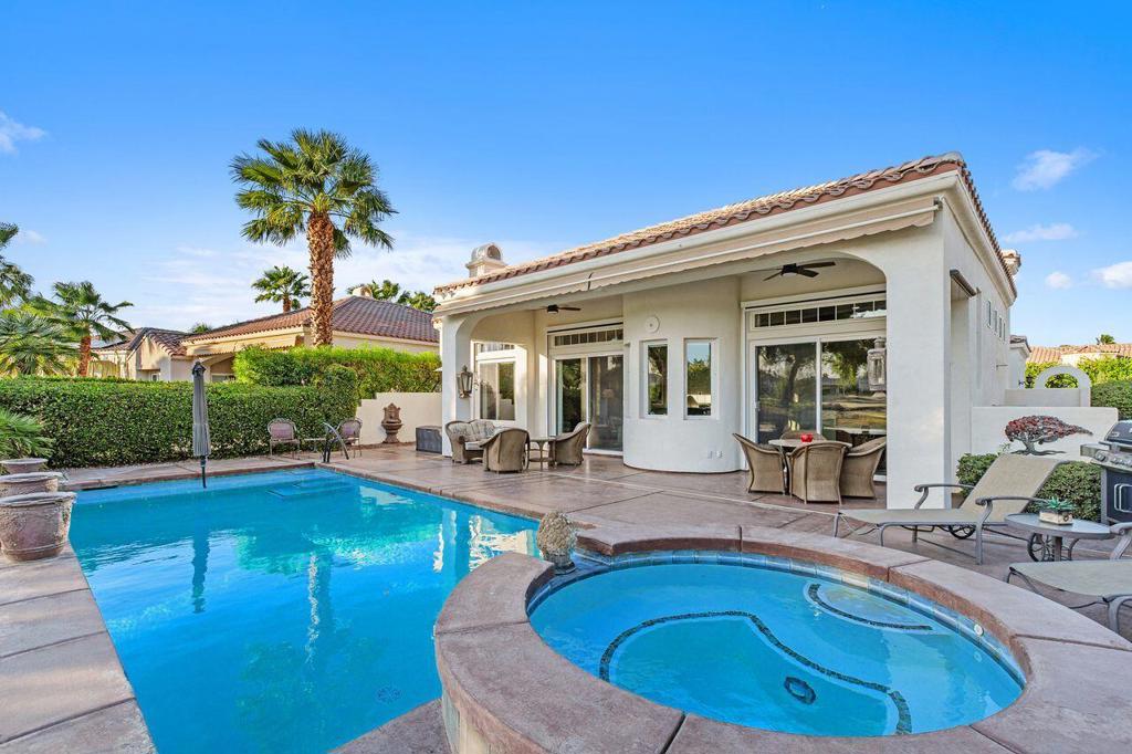 Mira Vista - Residential