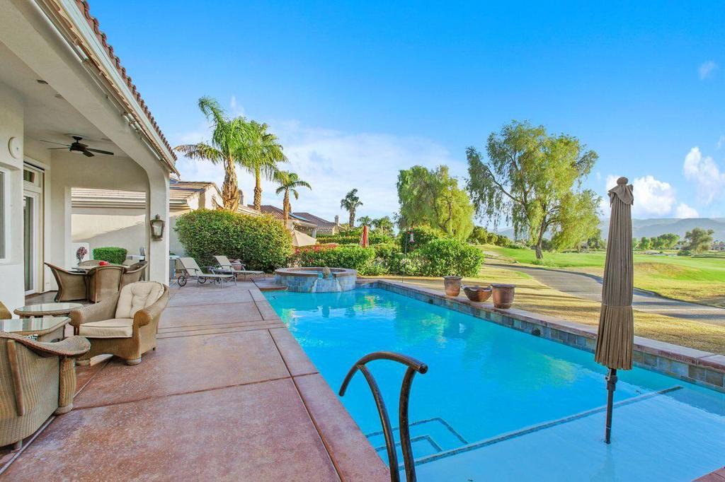 Mira Vista - Residential