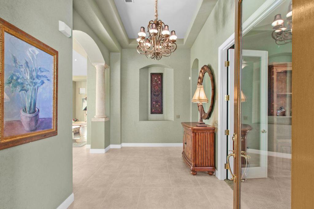 Mira Vista - Residential