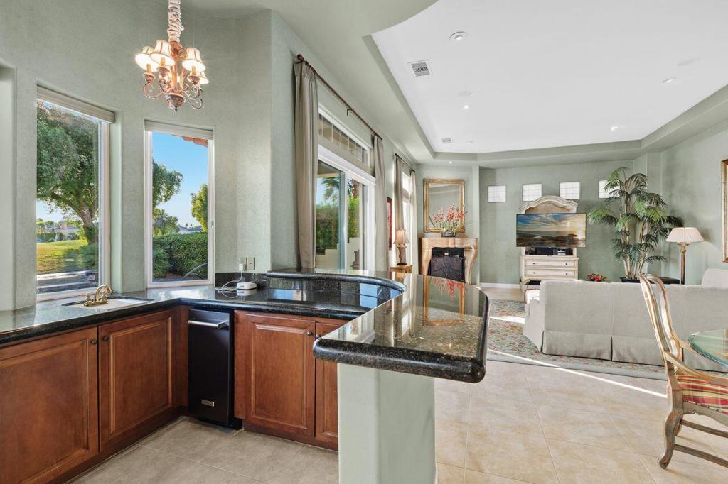 Mira Vista - Residential