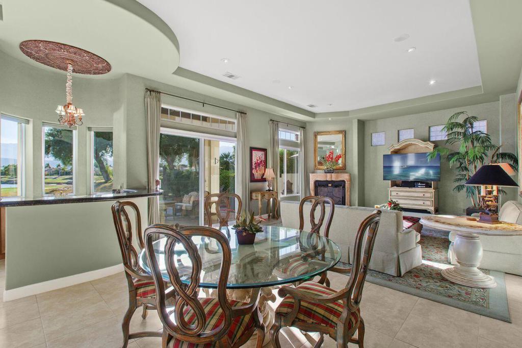 Mira Vista - Residential