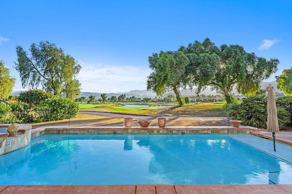 Mira Vista - Residential