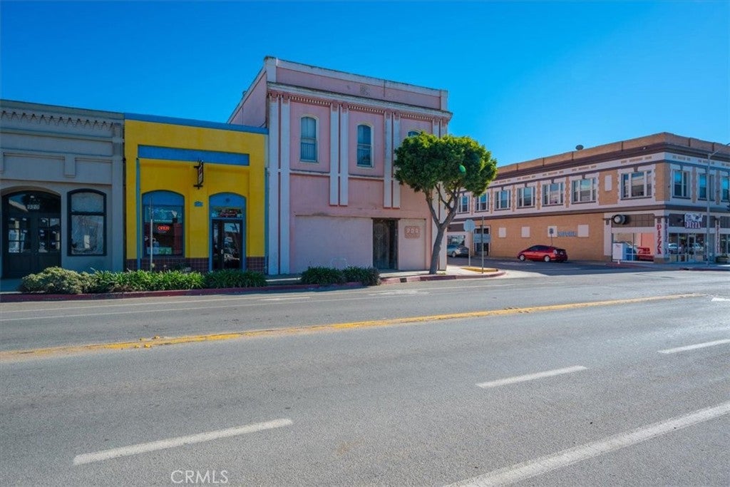 910 Guadalupe
