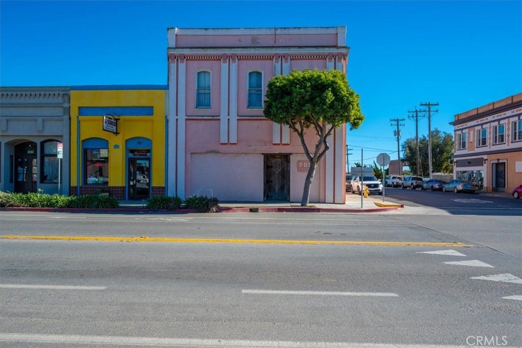 910 Guadalupe