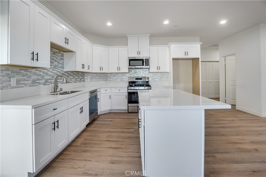 16277 Puesta Del Sol Dr.