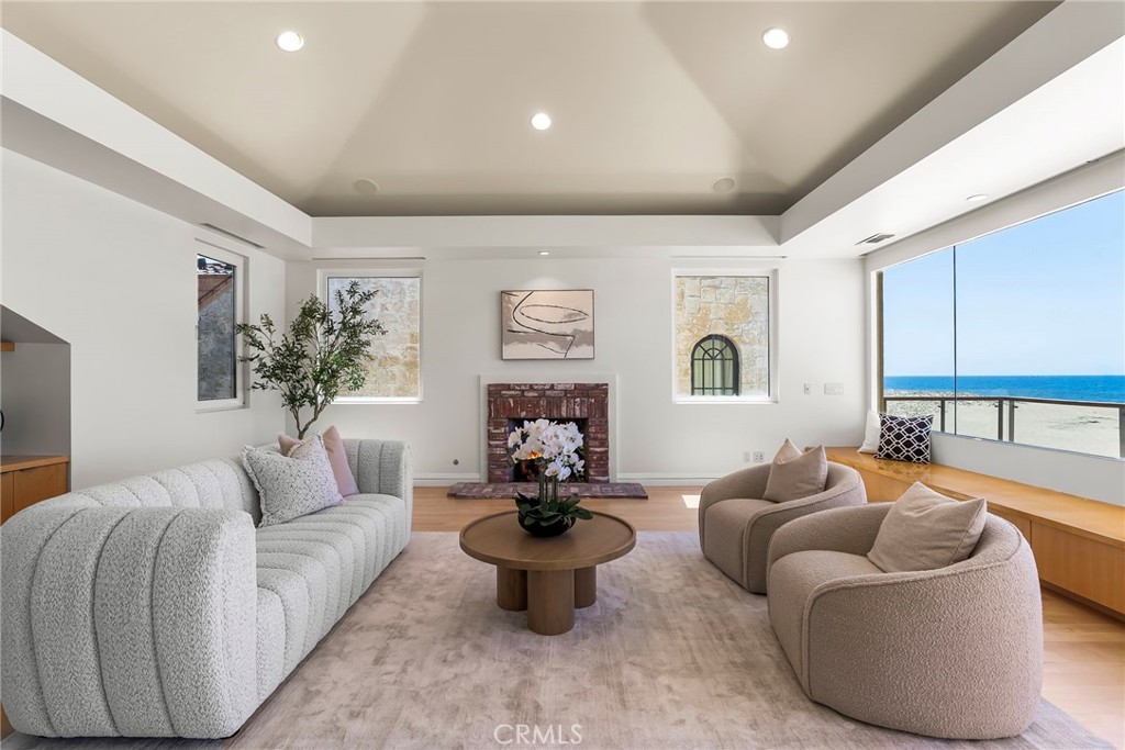 Balboa Peninsula Point (BLPP) - Residential
