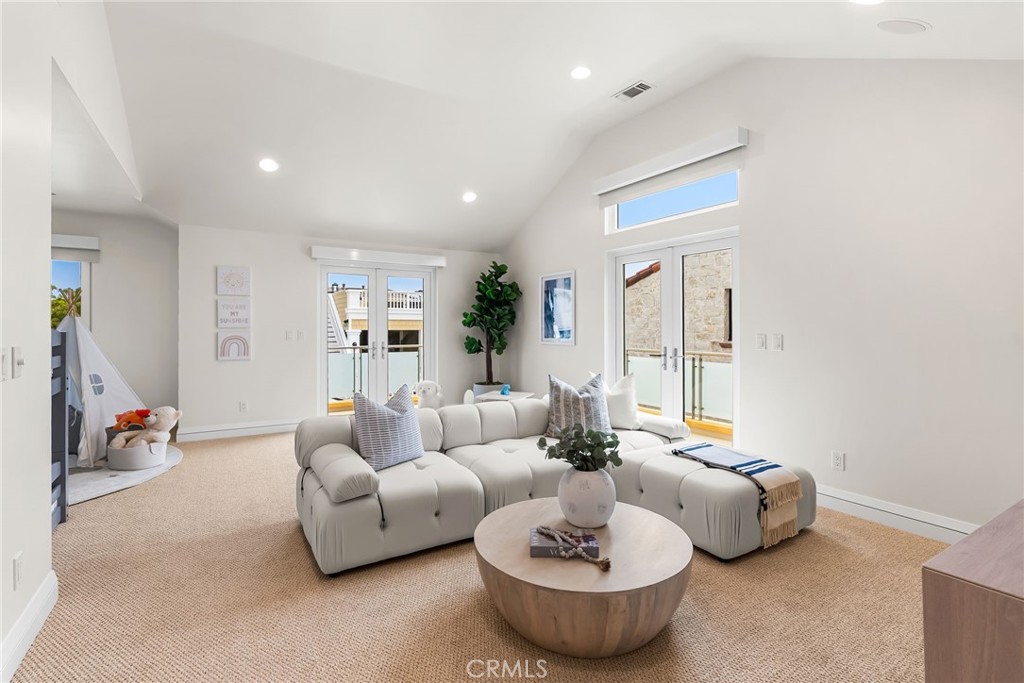 Balboa Peninsula Point (BLPP) - Residential