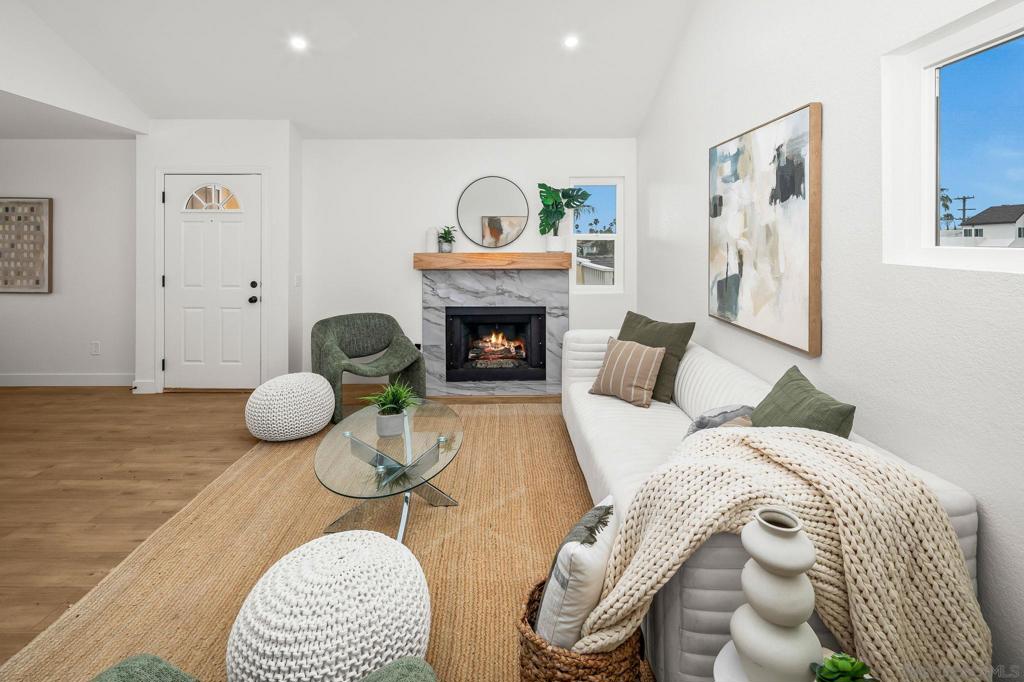 152 Evergreen Ave. 4