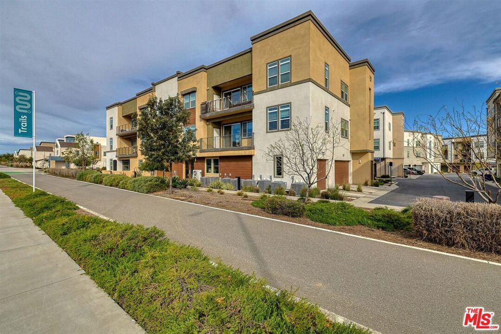 Photo of 27405 Journey Place #305, Valencia, CA 91381 (MLS # 26649885)