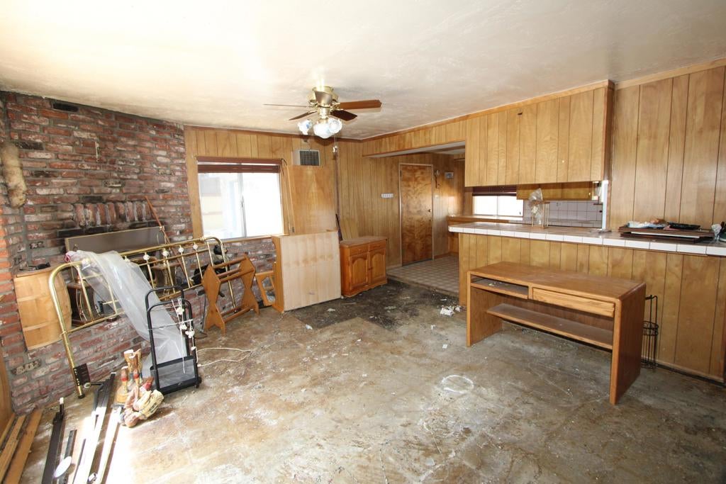 346 Victoria Lane