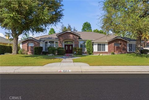 Photo of 1311 Dunaire Dr, Bakersfield, CA 93312 (MLS # PI26065385)