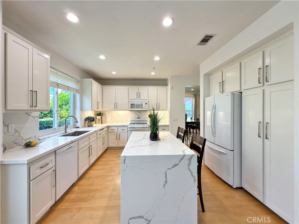 7 Bayview Drive