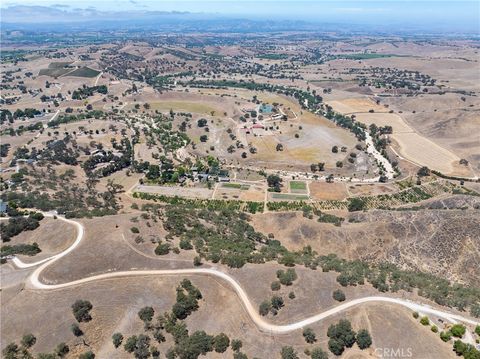 Tiny photo for 5750 El Pharo DR, Paso Robles, CA 93446 (MLS # NS26153299)