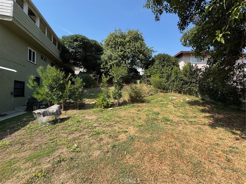 Vacant Lot. Developer Opportunity. Can potentially build a home, adu and JR adu. Three unit possibility. Situated in El Sereno/City Terrance East Los Angeles area.
Near tons of LA City entertainment, near Cal State LA, near DTLA, near Dodgers stadium, Griffith Park, LA Zoo and many more tourist nearby attractions.