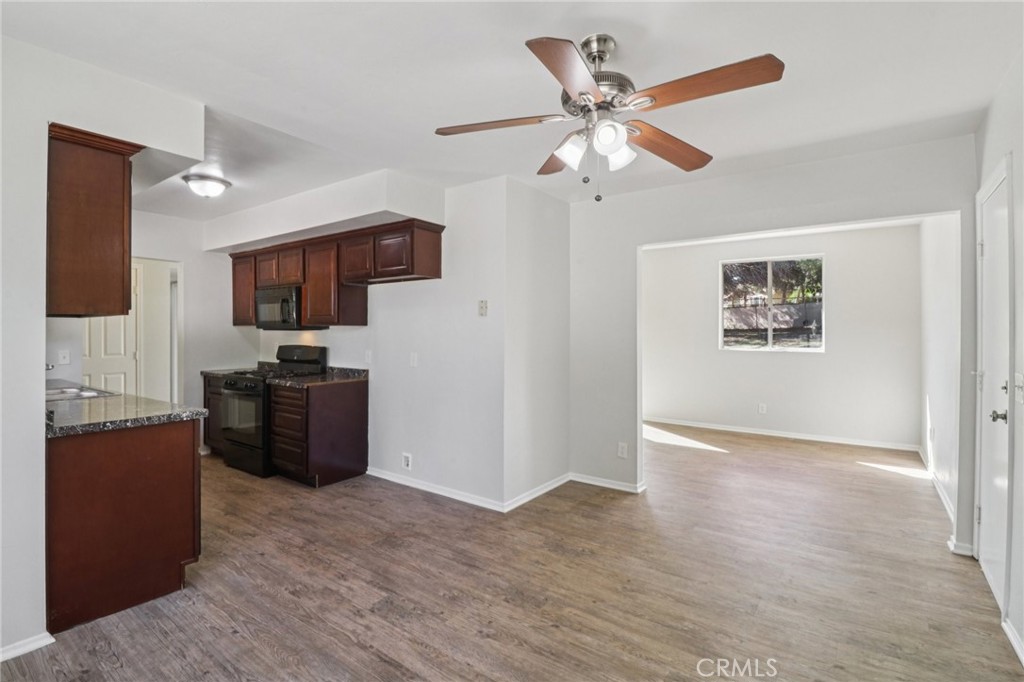 2243 Avenida Del Diablo