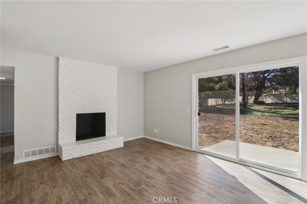 2243 Avenida Del Diablo
